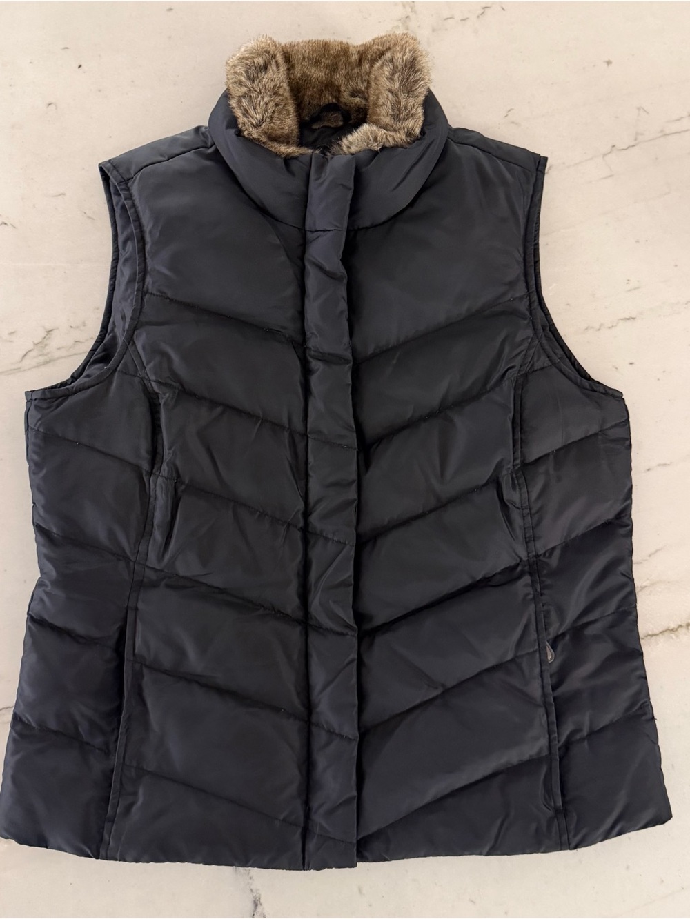 Eddie Bauer Women's Fur Neck Goose Down Black Full Zip Puffer Vest Size L